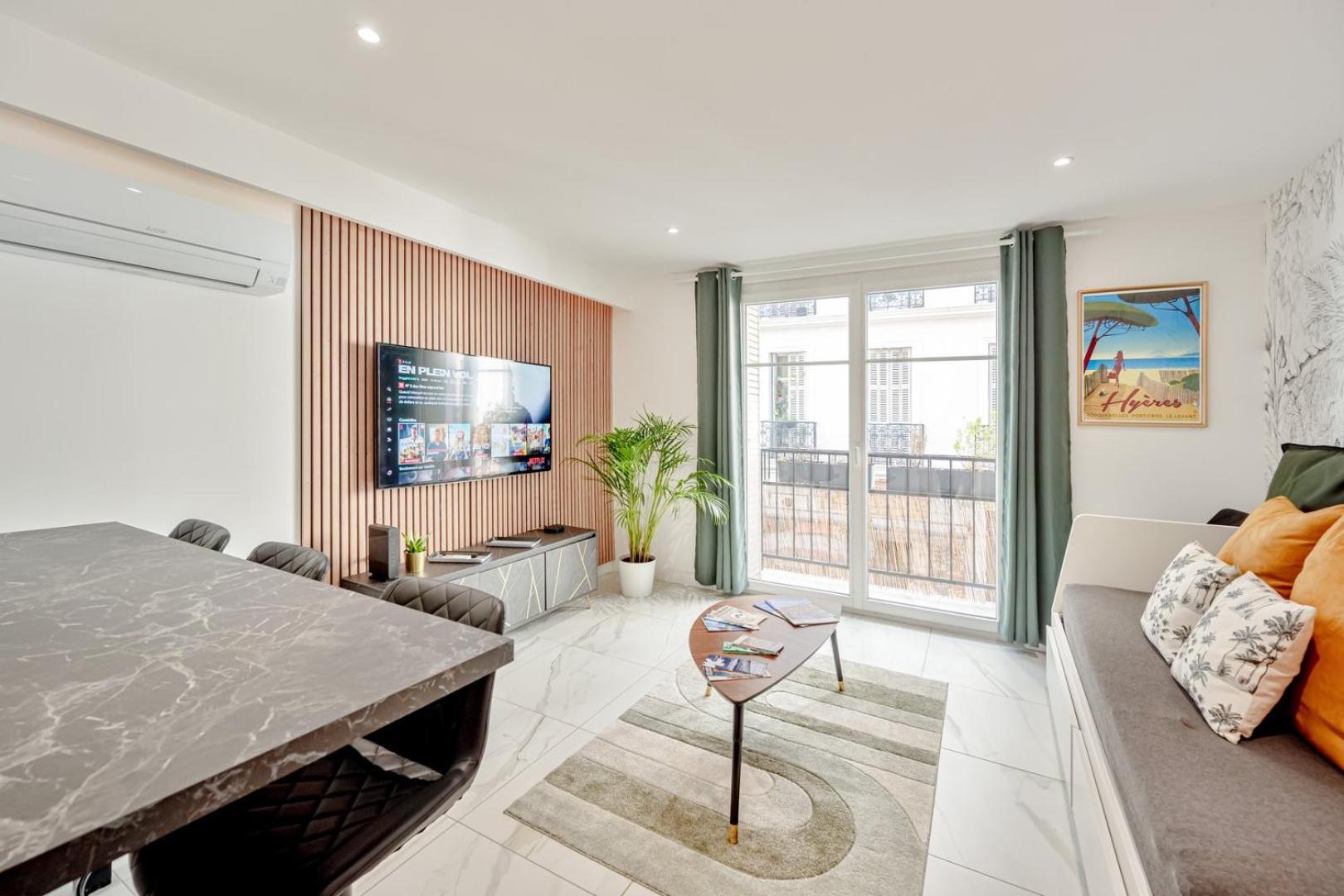 Appartement O Repos Des Artistes - Balcon &